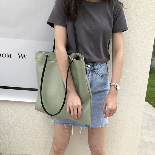 Original ins2022 new commuter bag soft leather shoulder bag messenger large capacity bag tote bag shopping women's bag