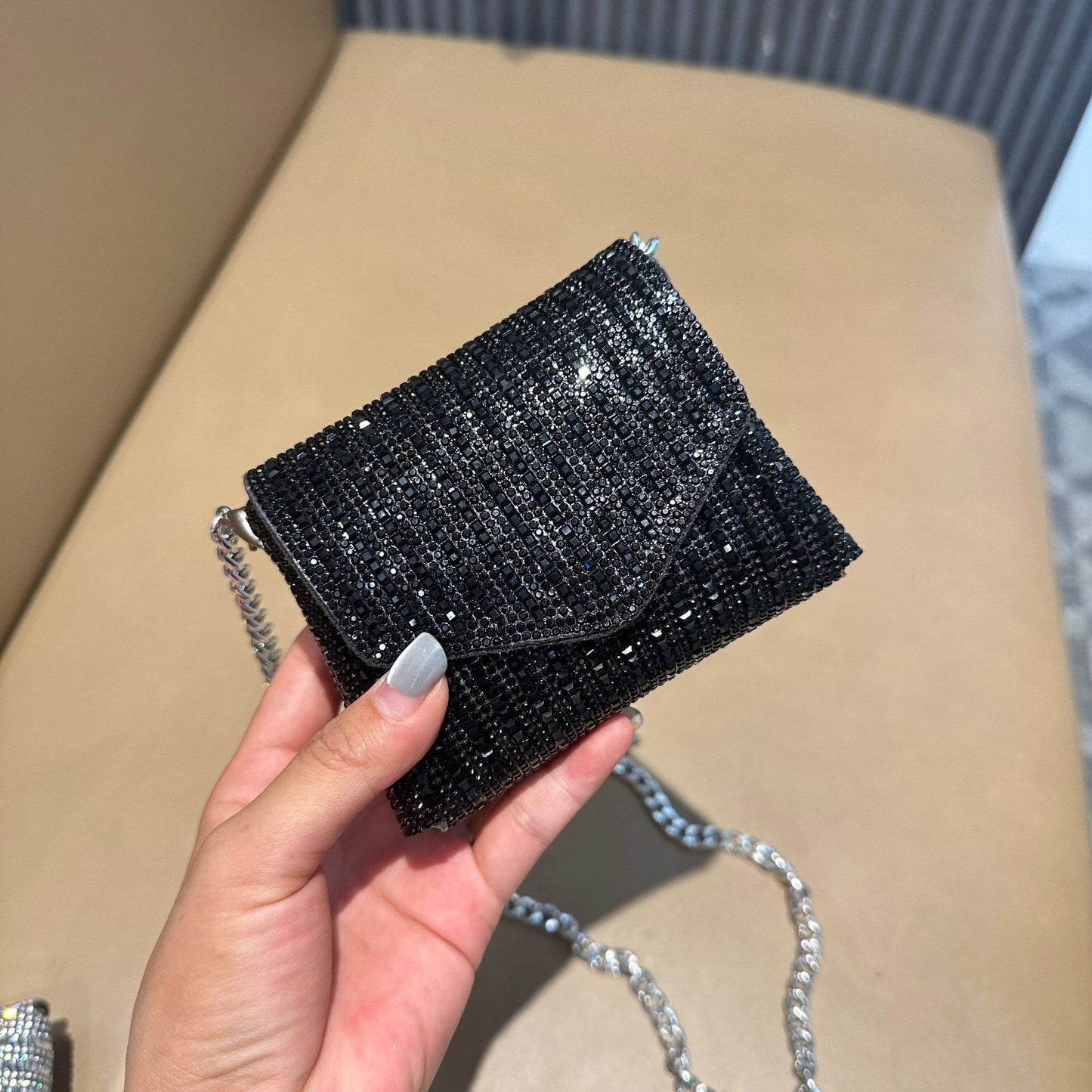 Women's bag, 2024 new rhinestone chain small square bag, shoulder and crossbody envelope bag, cute mini evening bag