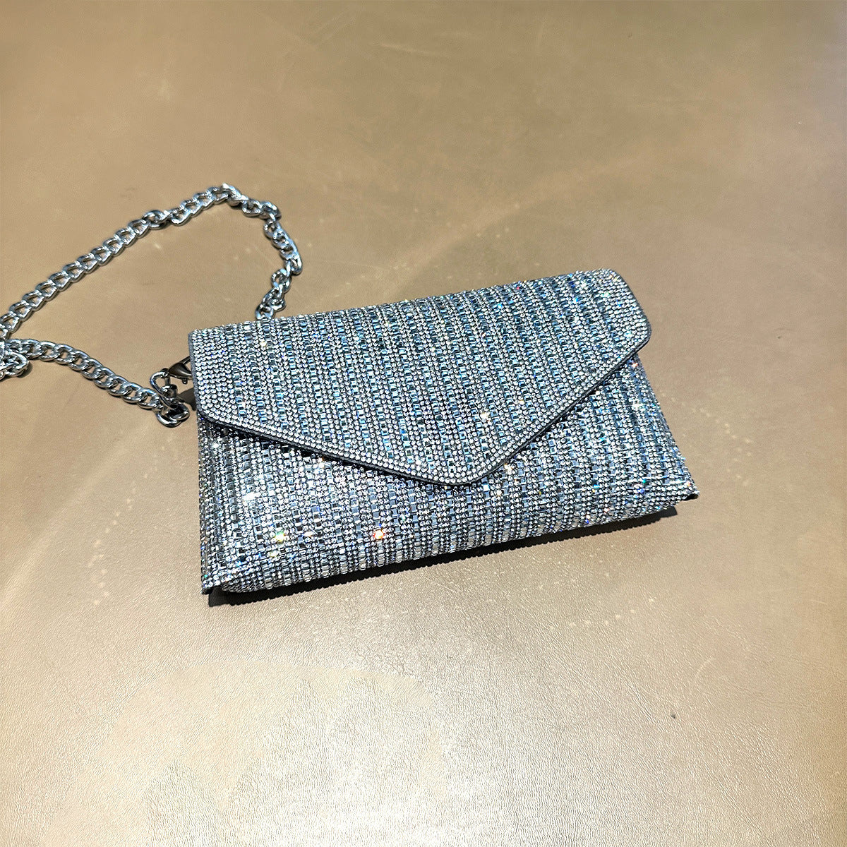 Women's bag, 2024 new rhinestone chain small square bag, shoulder and crossbody envelope bag, cute mini evening bag