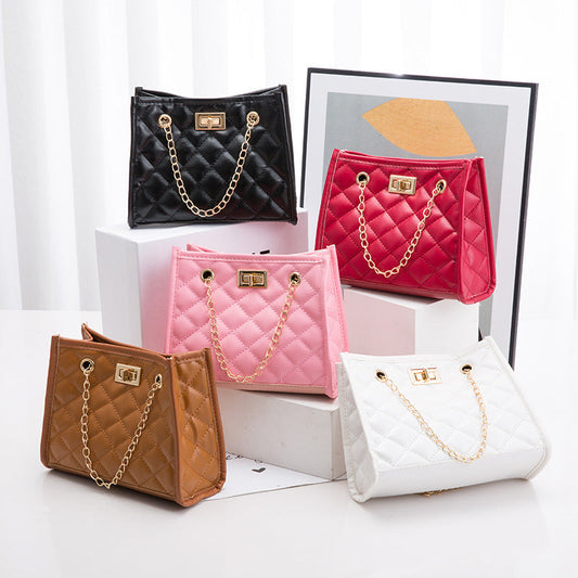 2022 New ladies handbag shoulder bag tote bag female diamond chain small bag messenger bag