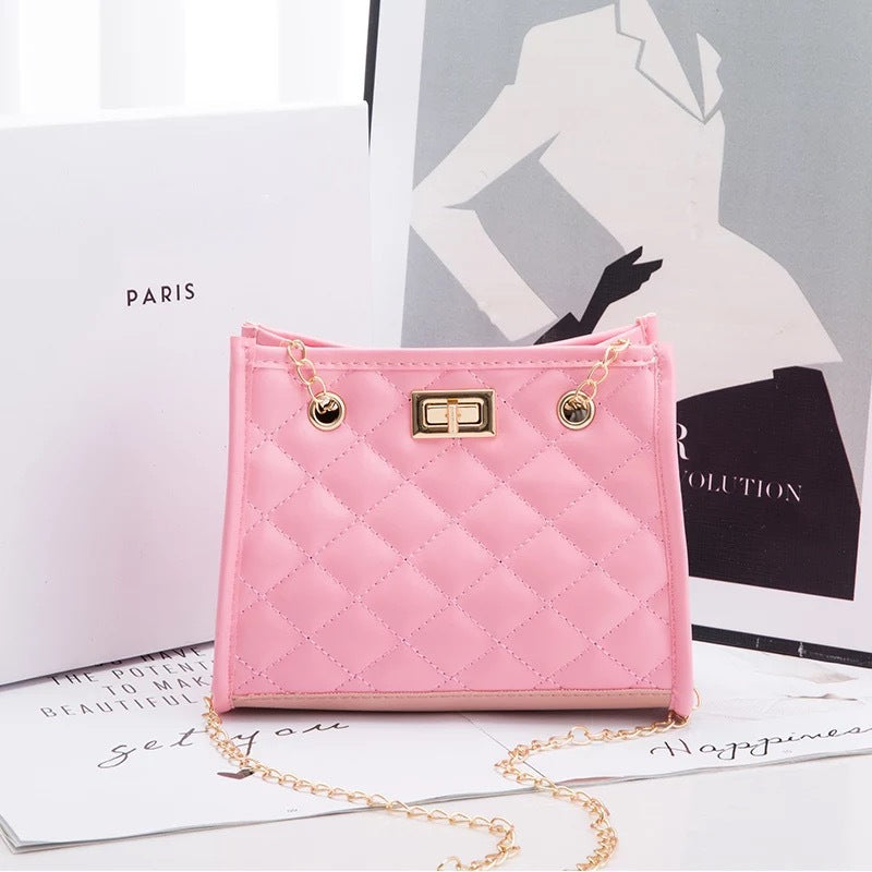 2022 New ladies handbag shoulder bag tote bag female diamond chain small bag messenger bag