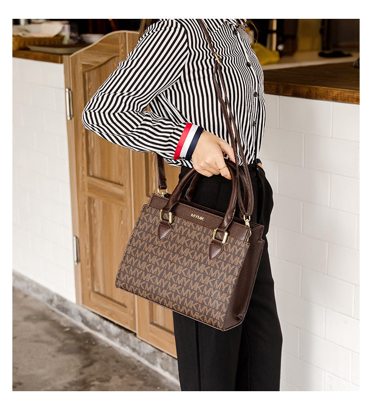 New retro large-capacity light luxury temperament women's all-match texture fashion bag