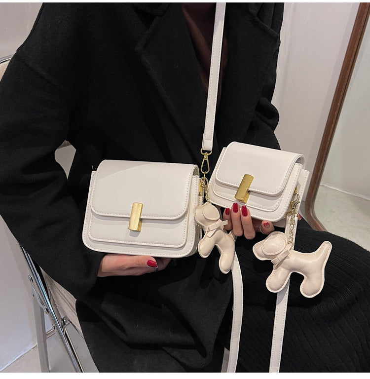 Popular small square bag all-match niche messenger bag small bag female 2022 new texture fashion commuter shoulder bag handbag